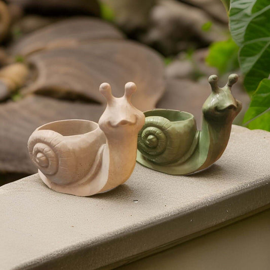 Snail Planter - Succulent Pot - Small Pot - Modern Decor - Gift - Wedding/Shower Favor - Concrete Product - Candle Vessel